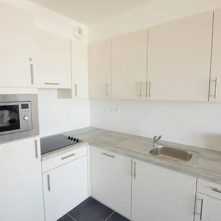 아파트 Beachside Apartment Close To De Panne 브레뒨느