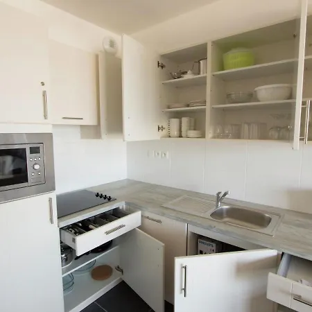 아파트 Beachside Apartment Close To De Panne 브레뒨느