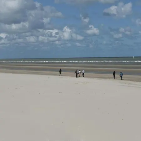 아파트 Beachside Apartment Close To De Panne *